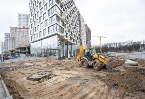 Березень 2023