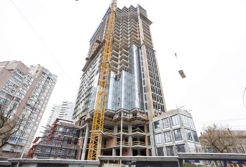 Березень 2023